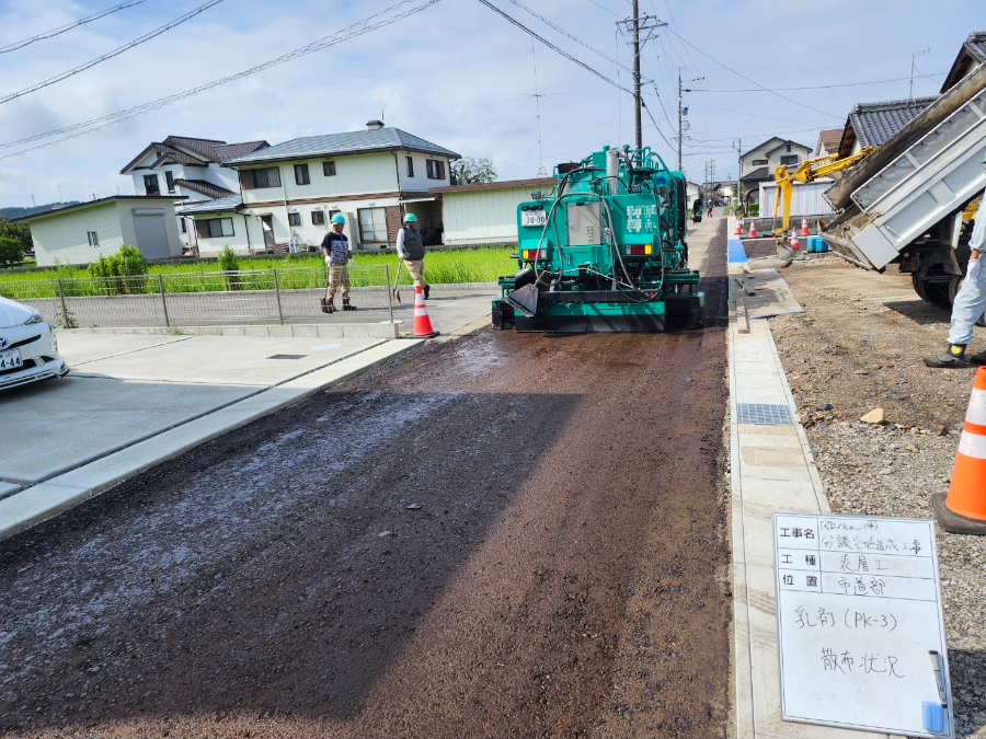 関市小屋名｜7区画分譲宅地造成工事に伴う道路側溝改修・市道拡幅工事の写真
